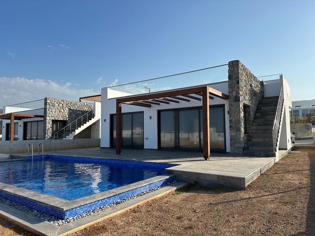 Modern designed detached house with private pool
